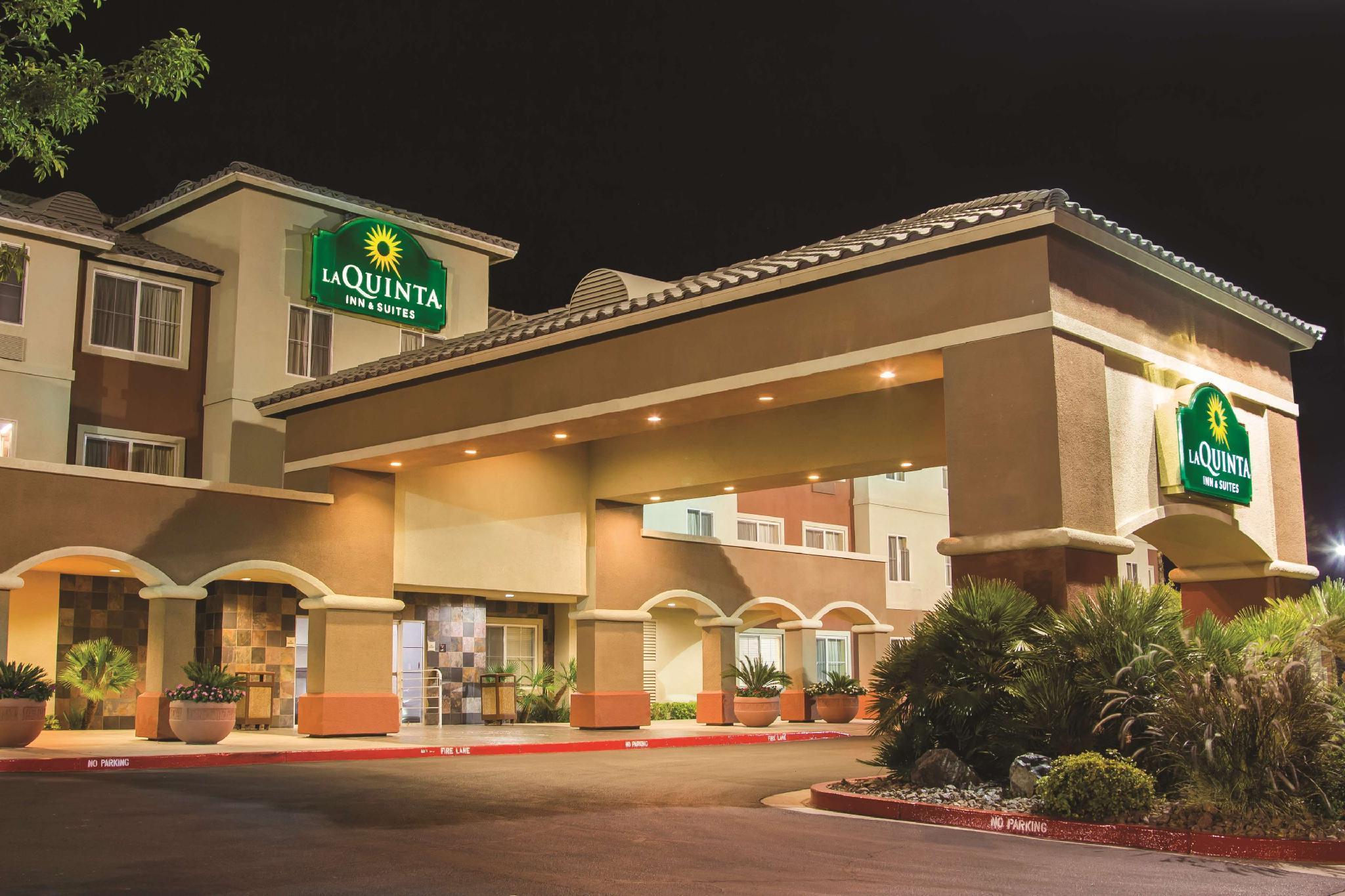 La Quinta By Wyndham Las Vegas Redrock/Summerlin Exterior photo